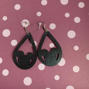 Leather earrings